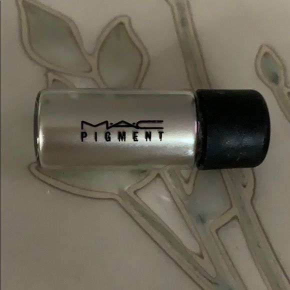 MAC loose pigment - Picture 3 of 4